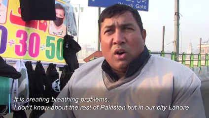 Pakistani city suffers in acrid smog