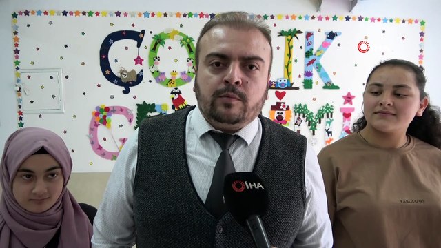 Vatandaşlar bilinçlensin diye kapı kapı gezip afiş astılar