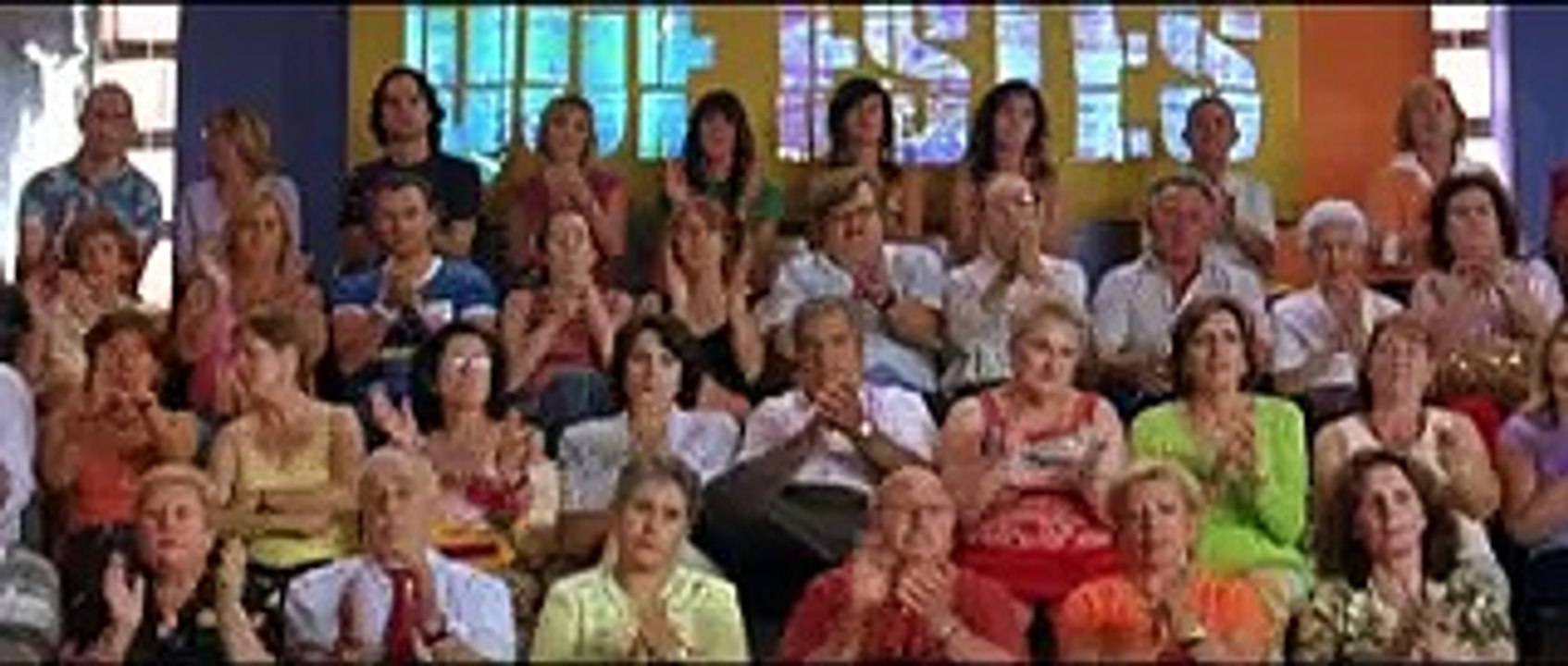 Volver | Official Trailer (2006)