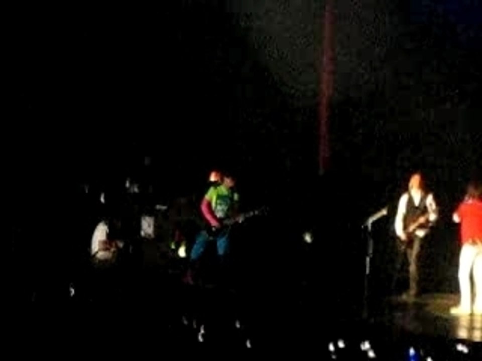 30seconds to mars From yesterday au zenith le 08.02.08