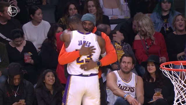 LeBron makes 9,000th NBA assist