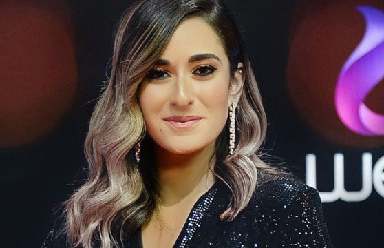 شاهدي نيولوك أمينة خليل قبل العام الجديد