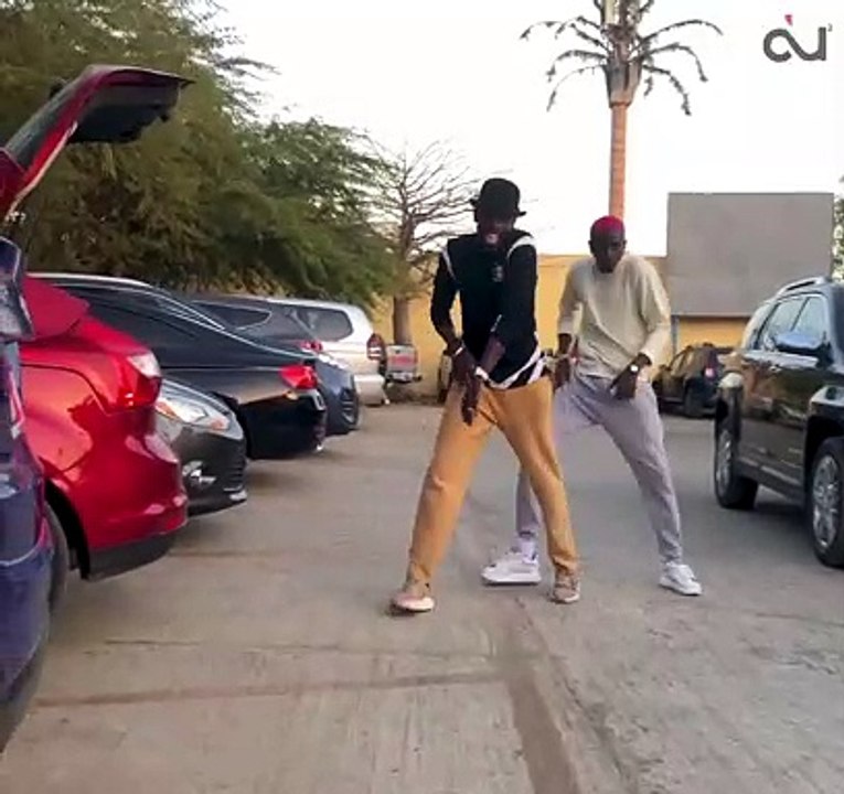 Dudu Fait Des Videos New Challenge Danse Oyof Tank Prod by bilou