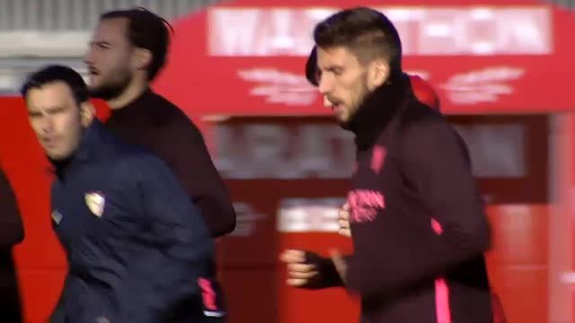 El Sevilla baja los dulces navideños y prepara el choque contra el Athletic