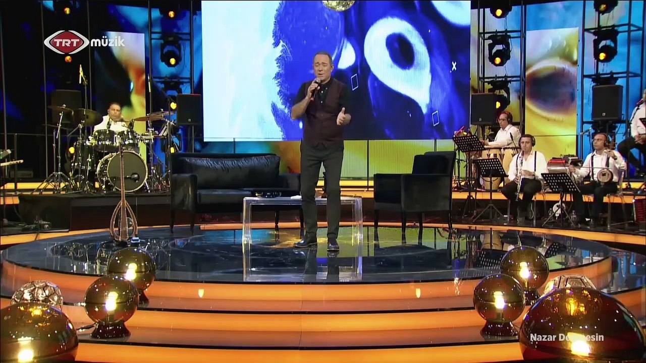 Sümer Ezgü | Bodrum Hakimi