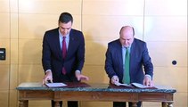 El PNV firma un acuerdo con el PSOE para apoyar la investidura de Sánchez