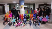 Aydınlı Beşiktaşlılardan hasta çocuklara yeni yıl sürprizi - AYDIN