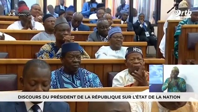 وزير زراعة بنين يبكى بعد إعلان تصدر بلاده لزراعة القطن 33 - 37فى إفريقيا