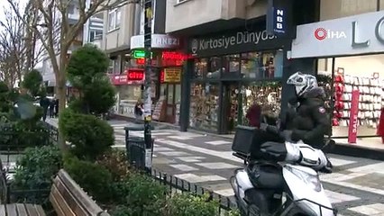 Şiddetli rüzgarda vatandaşların üstüne binadan cam düştü: 1 yaralı