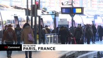 Francia, 26esimo giorno di sciopero: trasporti ancora nel caos