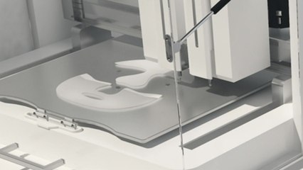 [기업] 아모레퍼시픽, CES에서 휘어지는 LED 패치 공개 / YTN