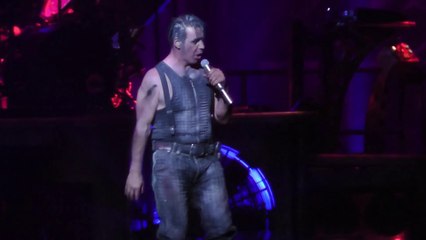 Rammstein - Amerika [Live in  Pihiladelphia 2012]