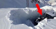 Kar kalınlığı iş makinesinin boyunu aştı! 5 metreyi bulan kar kalınlığının içerisinde yol açma mücadelesi