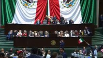 Maduro es recibido al grito de “Dictador, dictador”, en la investidura de López Obrador en México