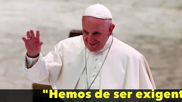 Papa Francisco: La homosexualidad está de moda pero los gais no deben unirse al clero católico