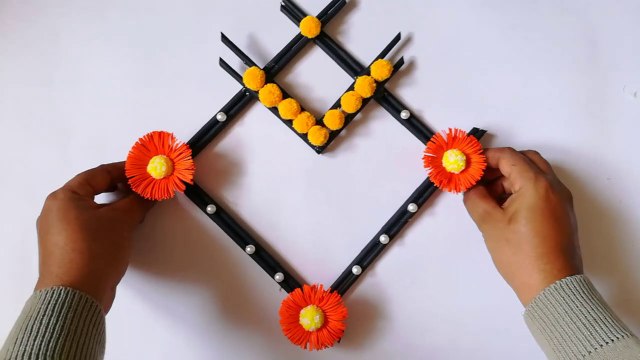 Paper flower wall hanging making ideas / Easy paper crafts / Diy paper flower wall hanging
