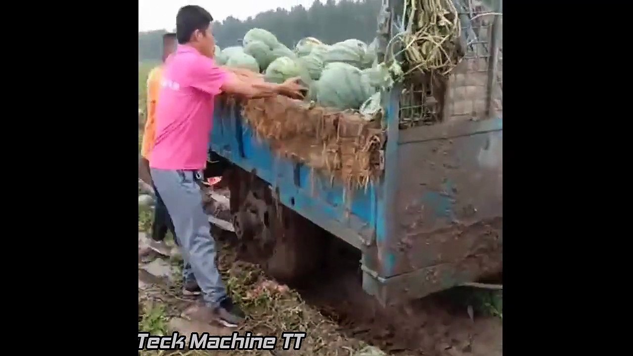 Amazing Heavy Tractors Agriculture Operator Skill Stuck In Mud Extreme Skill Fails And Win