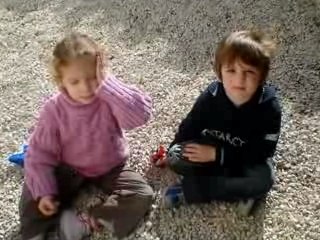 Dimanche a la maison avec cousin cousine