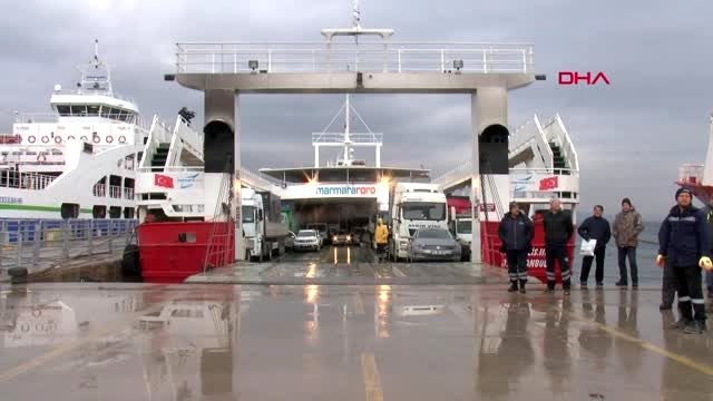 Balıkesir elektrik kesintisi yaşanan marmara adasına jeneratörler taşınıyor