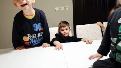 Merdivenli evden garip sesler duyduk galiba yaşlı cadı teyze var ‍♀️