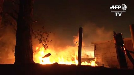 آلاف الأشخاص محاصرون في شواطئ استراليا جراء الحرائق