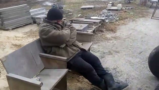 Piège : réveillé au son d'un klaxon de camion ! Panique !