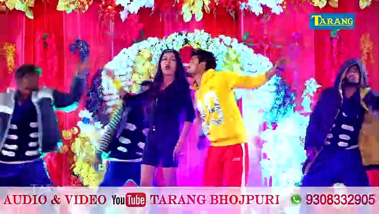 2020 Happy New Year Song __ नया साल में पार्टी