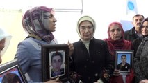 Emine Erdoğan, Diyarbakır annelerini ziyaret etti (2)