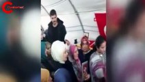 Emine Erdoğan’dan HDP önünde nöbet tutan annelere ziyaret