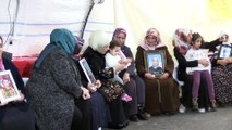 Emine Erdoğan, Diyarbakır annelerini ziyaret etti (5)