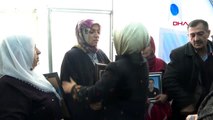Diyarbakır emine erdoğan hdp önündeki anneleri ziyaret etti-aktuel