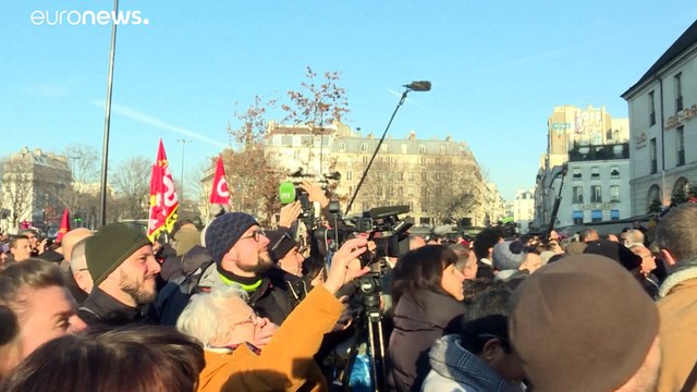 Après les danseuses, les musiciens de l'Opéra de Paris dans la rue pour protester