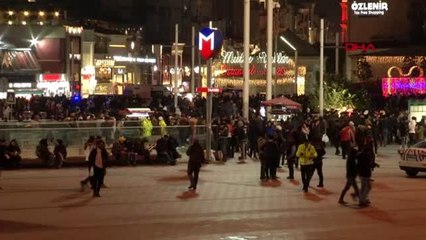 Taksim'de yılbaşı hareketliliği -