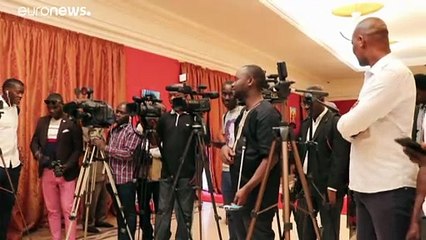 Presidente da Guiné-Bissau despede-se em lágrimas
