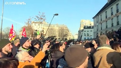 Fiedeln und tanzen gegen die Rentenreform