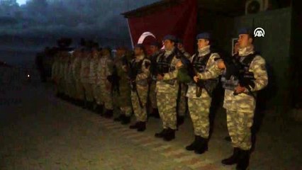 Suriye sınırındaki Mehmetçik yeni yılı nöbette karşılıyor - HATAY