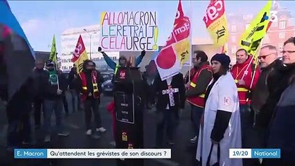 Emmanuel Macron : qu'attendent les grévistes de son discours ?