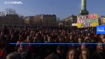 اپرای پاریس در اعتصاب؛ معترضان در فضای باز «رومئو و ژولیت» را اجرا کردند