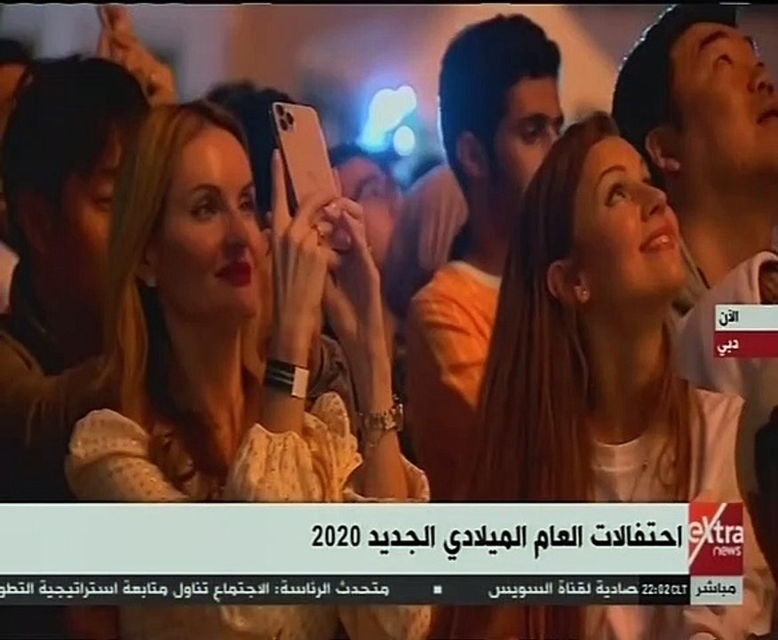 دبى تحتفل بالعام الميلادى الجديد بالألعاب النارية