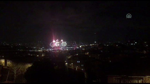 İstanbul yeni yıla 'ışıl ışıl' girdi - Çamlıca Tepesi - İSTANBUL