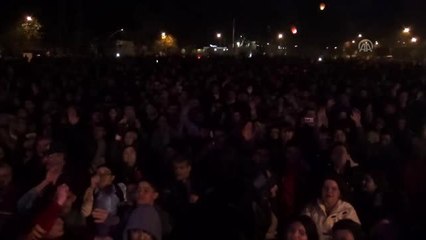 Yılbaşı kutlamalarında renkli görüntüler oluştu