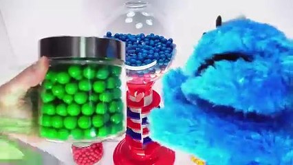 Learn Colors and Numbers w/ Candy and Water Balloons-
