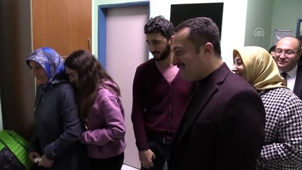 Bir dakika ara ile yeni yıla 'merhaba' dediler