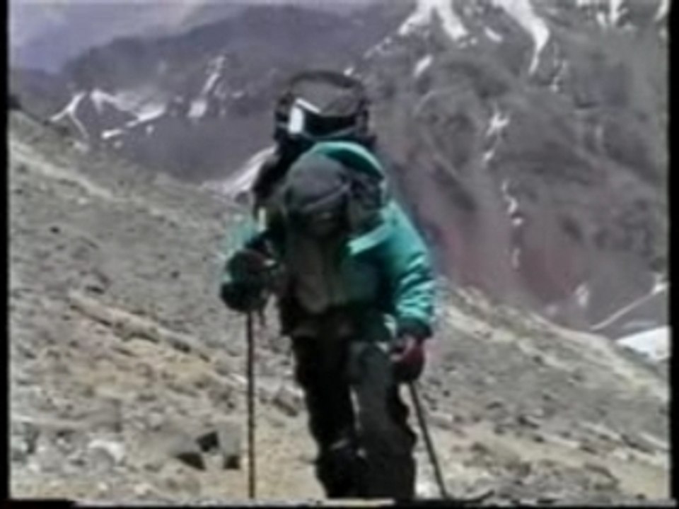 ACONCAGUA VOL AU DESSUS DU NID DES CONDORS