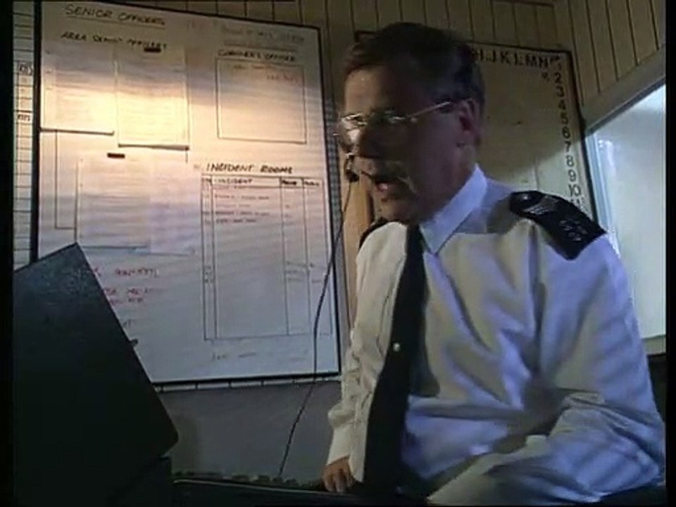 The Bill S06E05 C.A.D