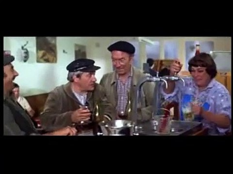 La soupe aux choux (Bande annonce)