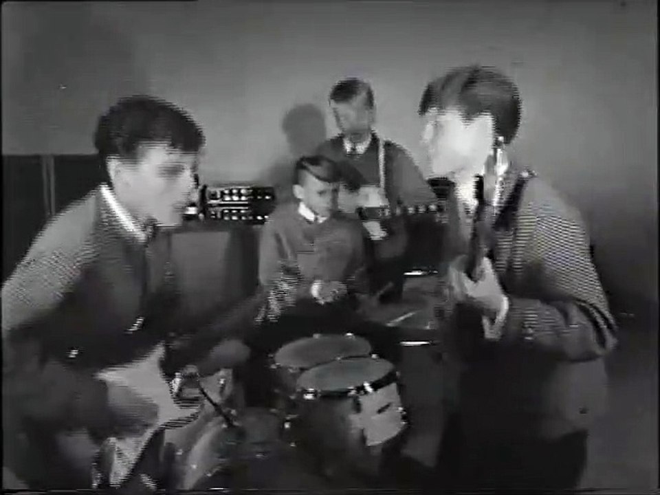 Alligators_Buckle_shoe_stomp