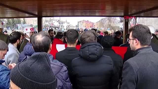 Erzurum şehit uzman onbaşı rahmi kaya son yolculuğuna uğurlanıyor-2