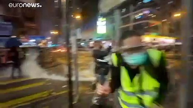 Celebrações e protestos em Hong Kong