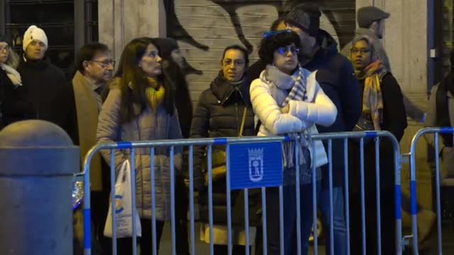 La suciedad que no se ve después de las campanadas en la Puerta del Sol